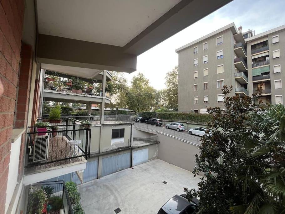 Appartamento Spazioso In Centro Piacenza Exterior photo